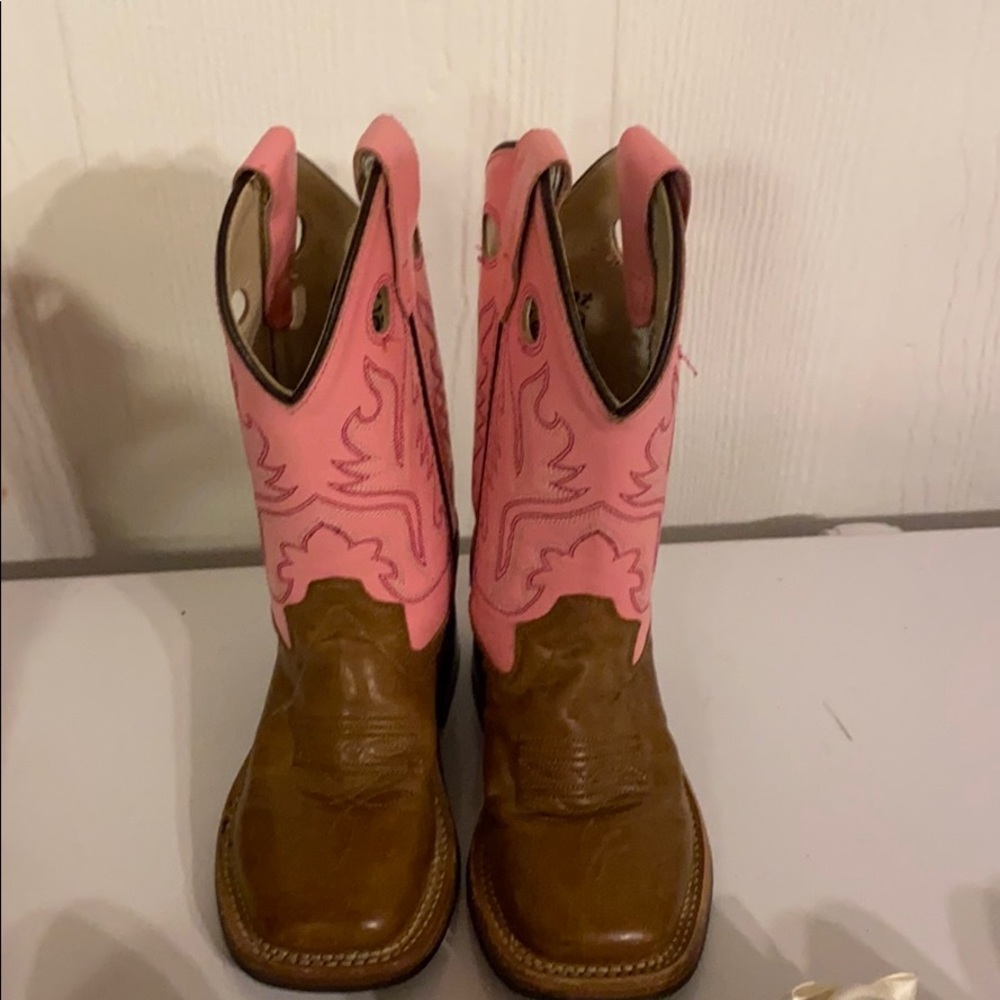 Girls shoes and clothes